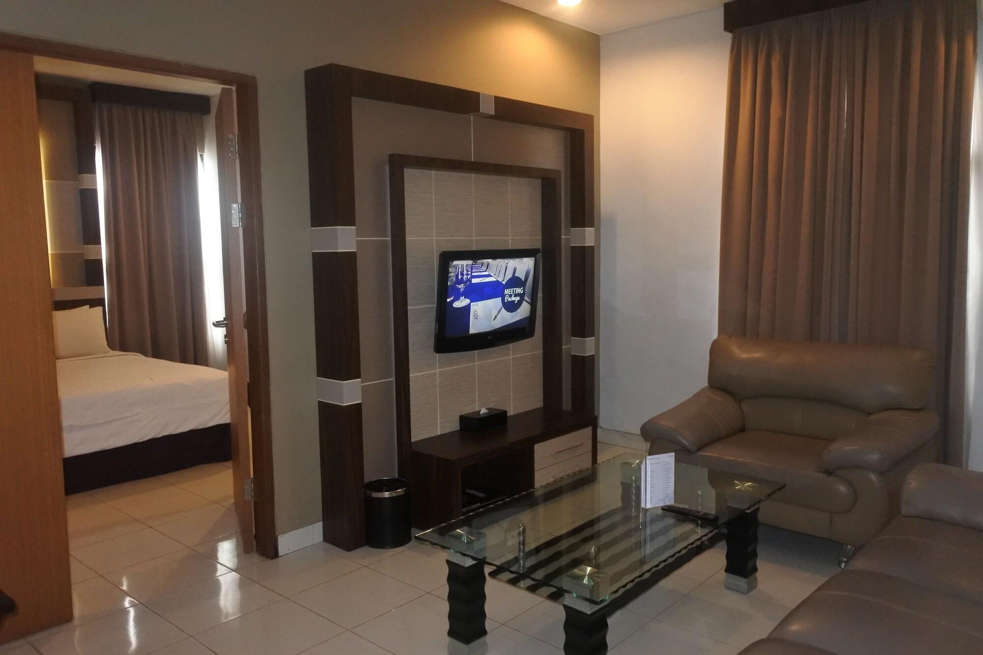 Aston Ketapang City Hotel Εξωτερικό φωτογραφία