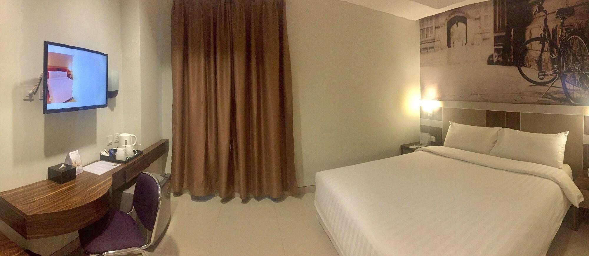 Aston Ketapang City Hotel Εξωτερικό φωτογραφία